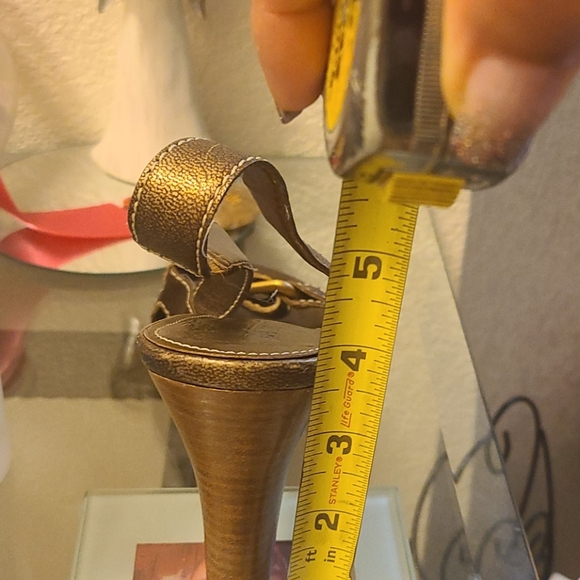 Shoes - Picture 5 of 5